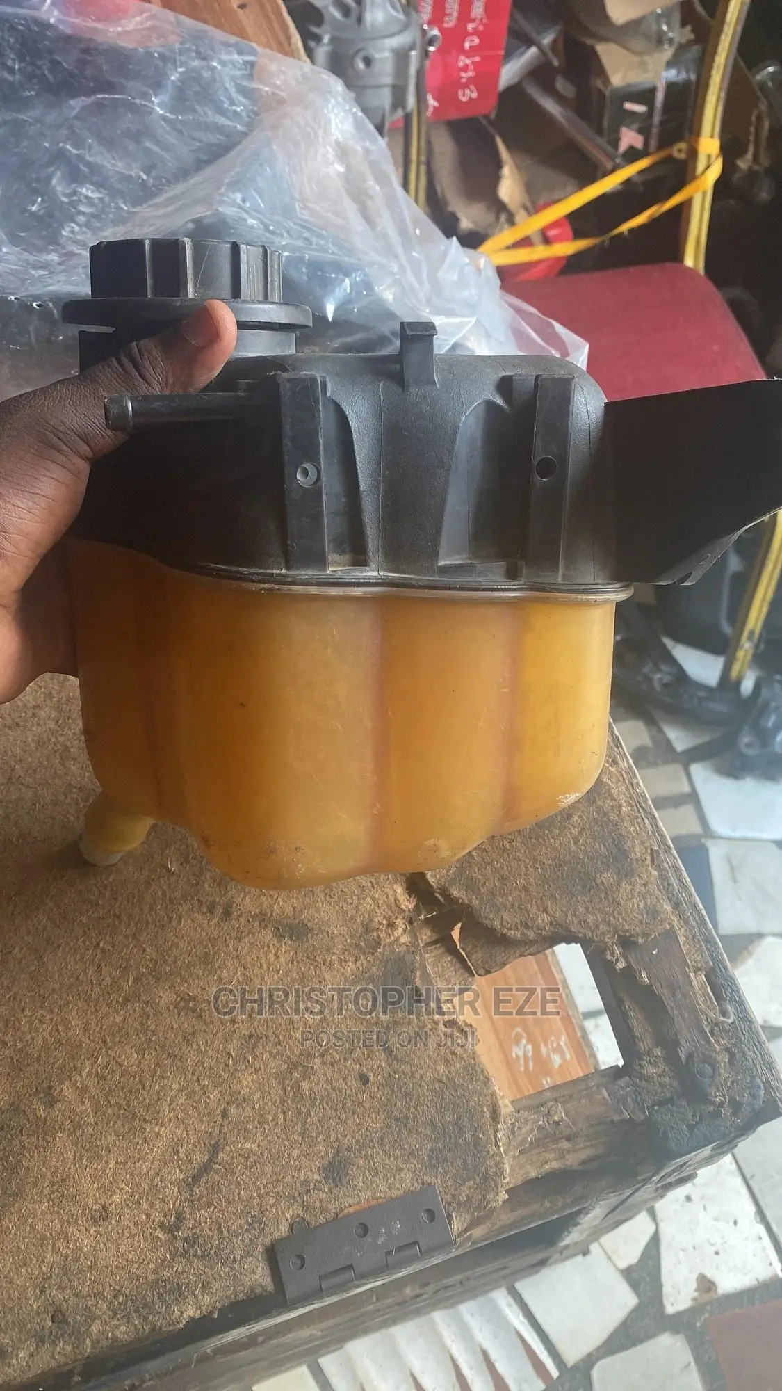 Ford Explorer Taurus Flex Water Can or Reservoir