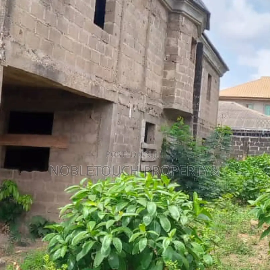 4bdrm Duplex in Ijegun Ikotun Lagos for sale