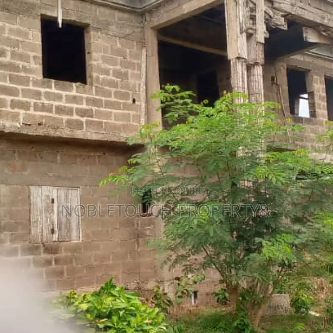 4bdrm Duplex in Ijegun Ikotun Lagos for sale