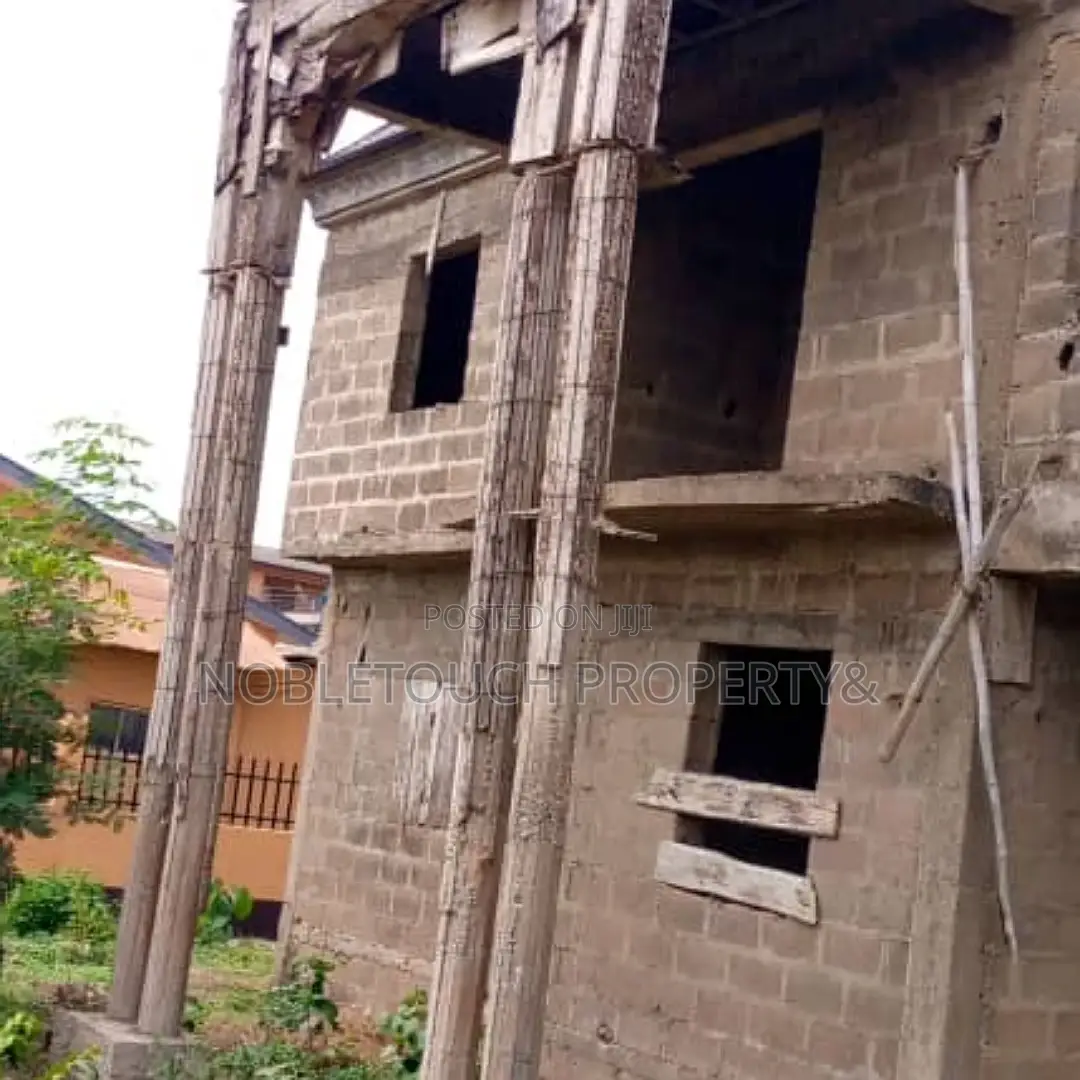 4bdrm Duplex in Ijegun Ikotun Lagos for sale