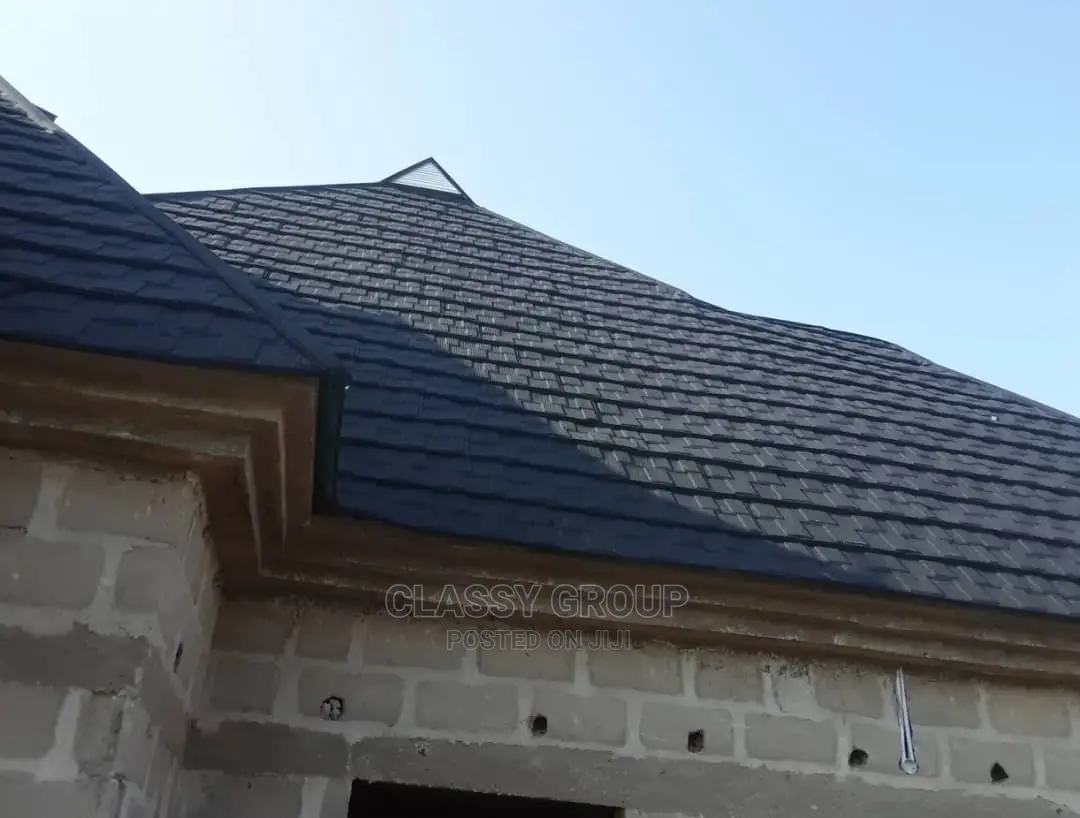 Black Shingle Stone Coated Roof