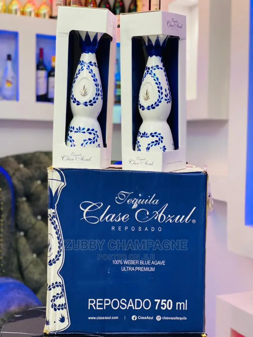 Clase Azul