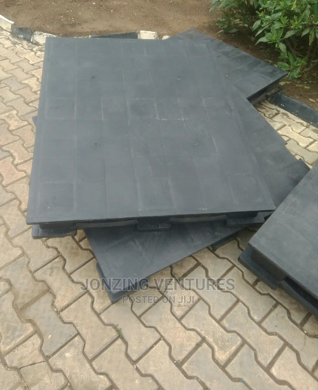 Heavy Duty Flat Pallets