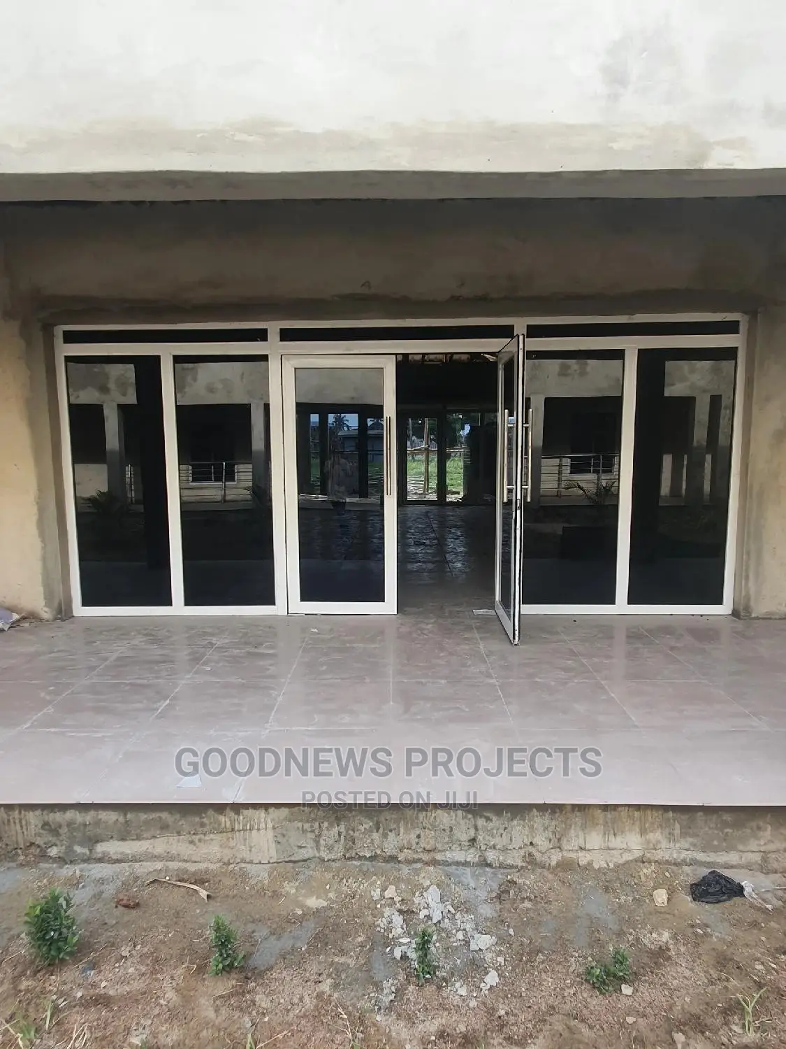 Aluminium Partitioning With Double Door