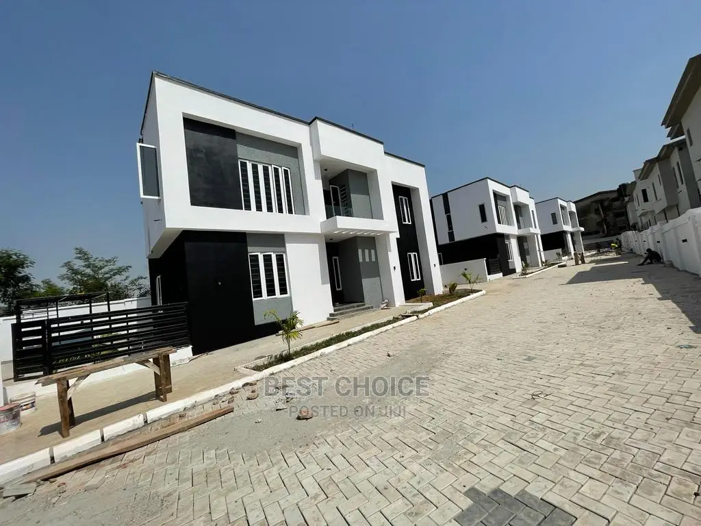 4bdrm Duplex in Carlton Gate Estate,, Ibadan for rent