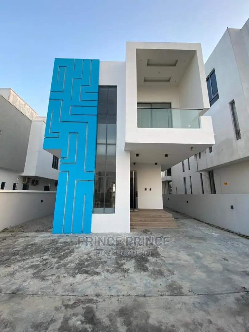 3bdrm Duplex in Lekki for Sale