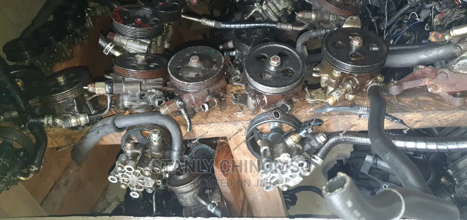 Power Steering Pump for Toyota Sienna Camry 2.4 Venza