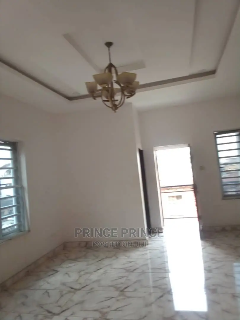 Furnished 2bdrm Block of Flats in Surulere for rent
