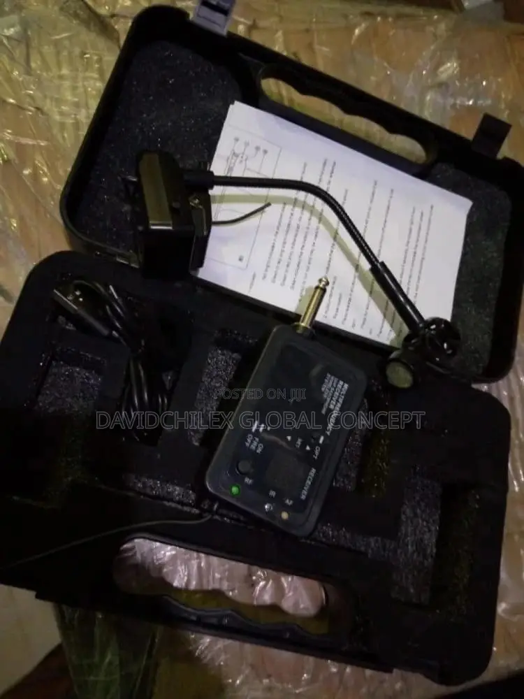 Saxophone Wireless Microphone