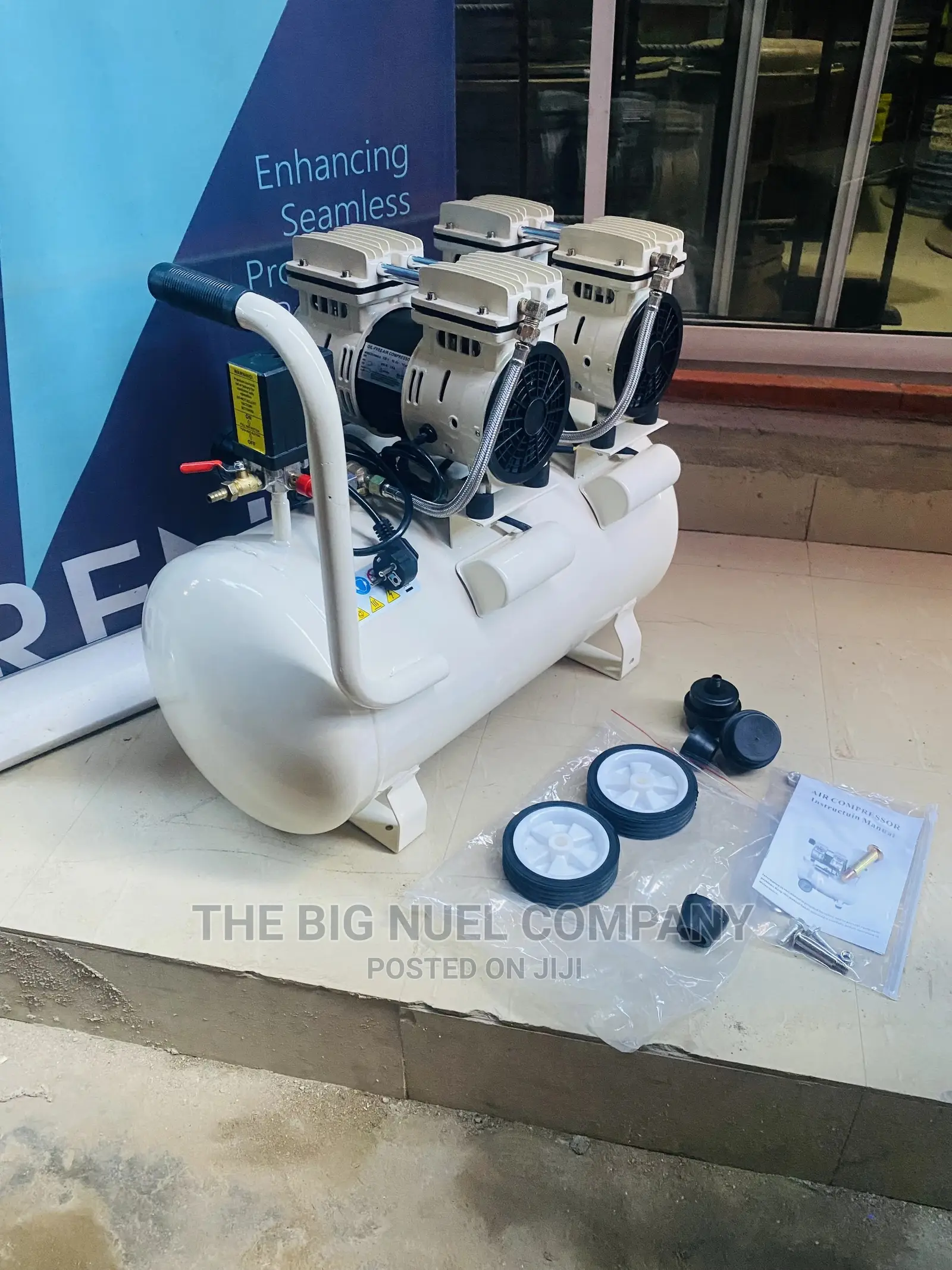 Oil Less Air Compressor Machine Maxmech 50l