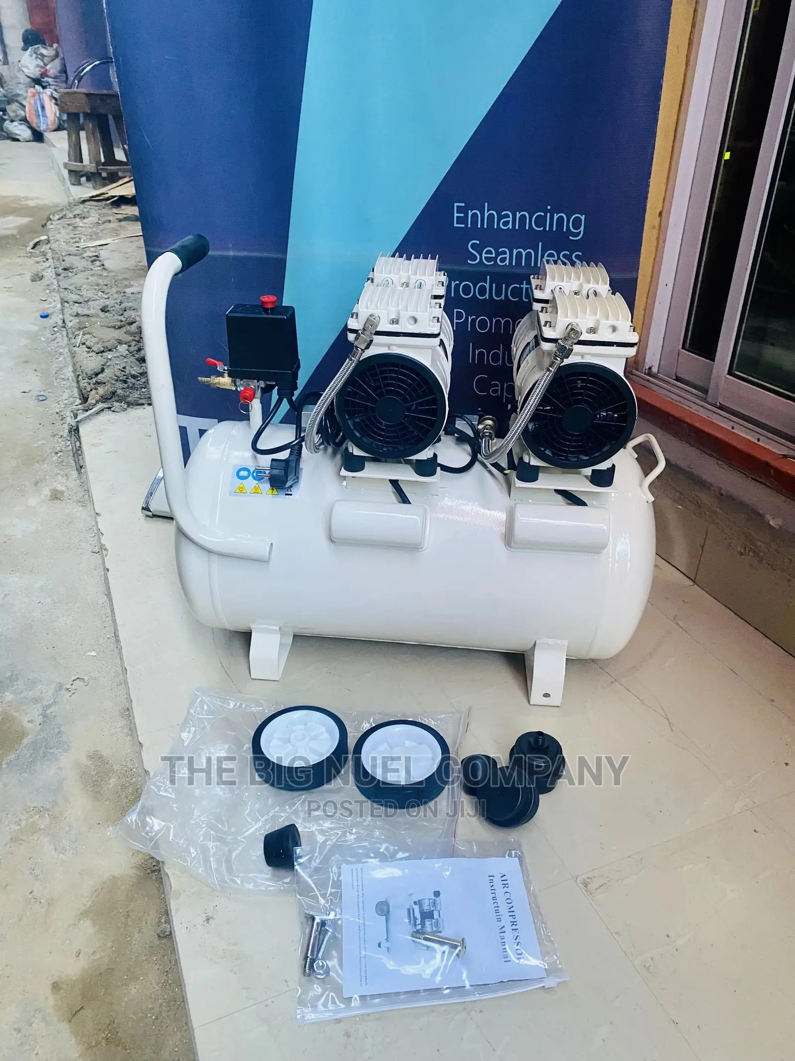 Oil Less Air Compressor Machine Maxmech 50l