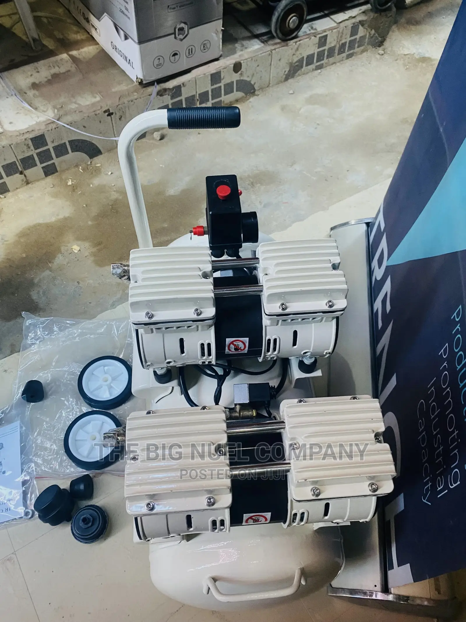 Oil Less Air Compressor Machine Maxmech 50l