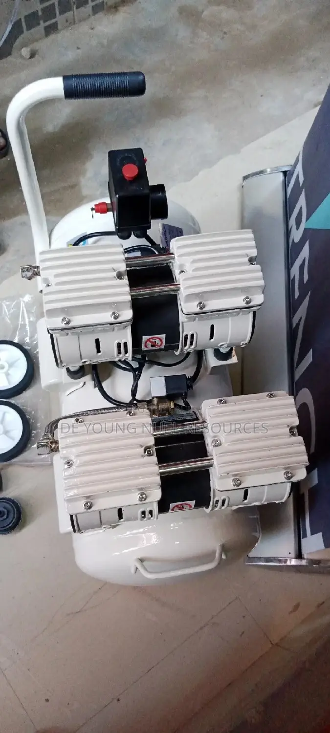 Oilless Air Compressor Maxmech 50l