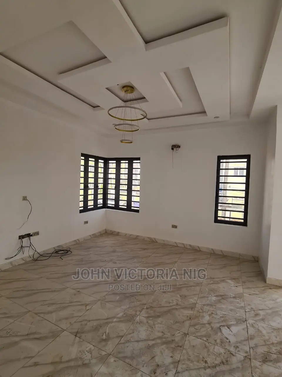 5bdrm Duplex in Magodo Fase One for sale