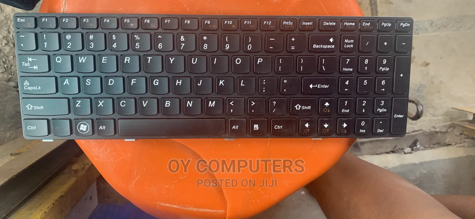 B570 Keyboard