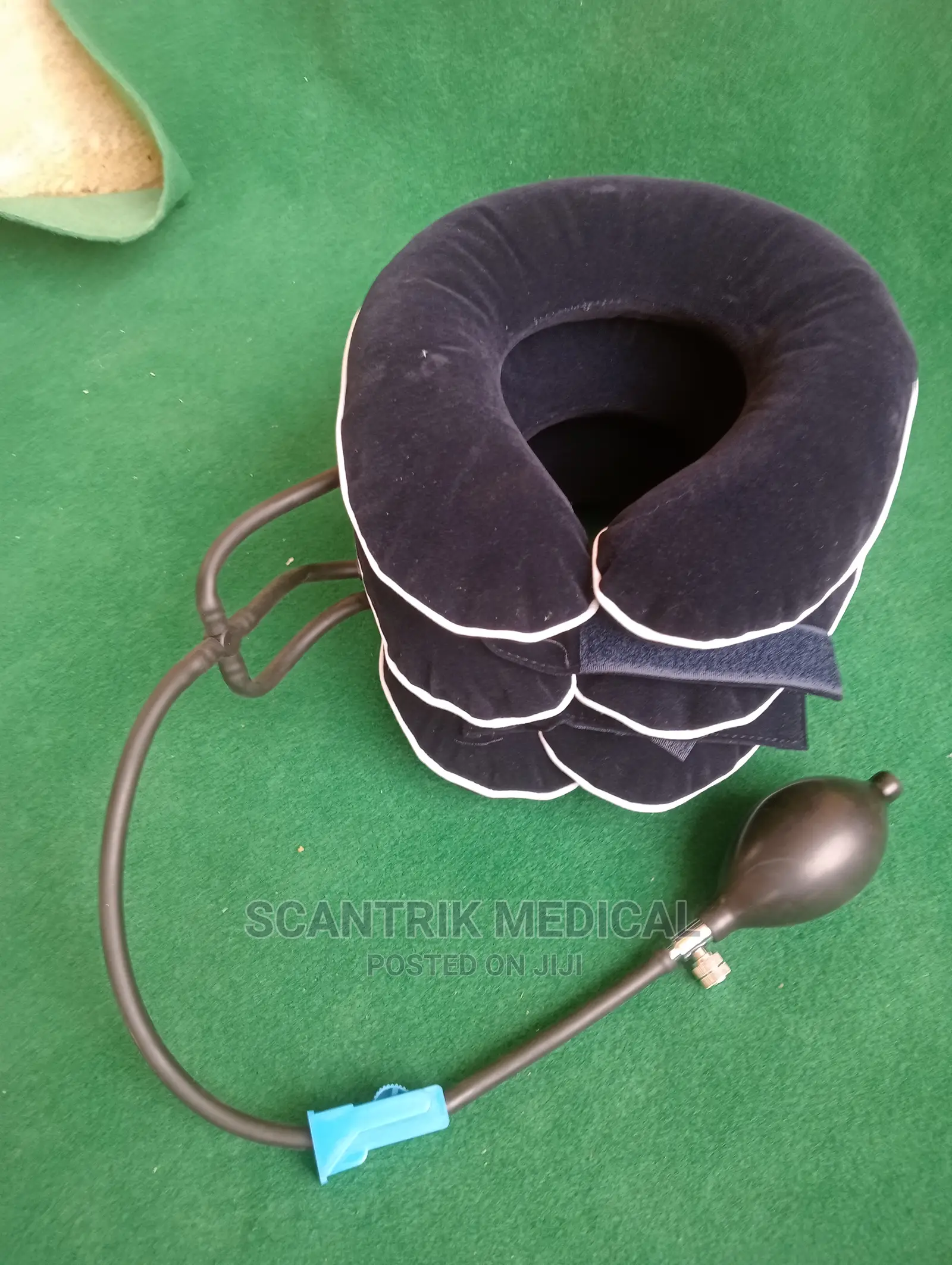Portable Inflatable Neck Traction Pillow for Home Use Neck