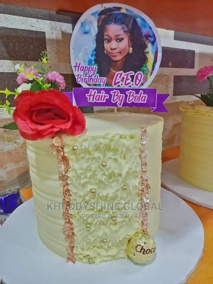 Ladies Woman Birthday Cakes