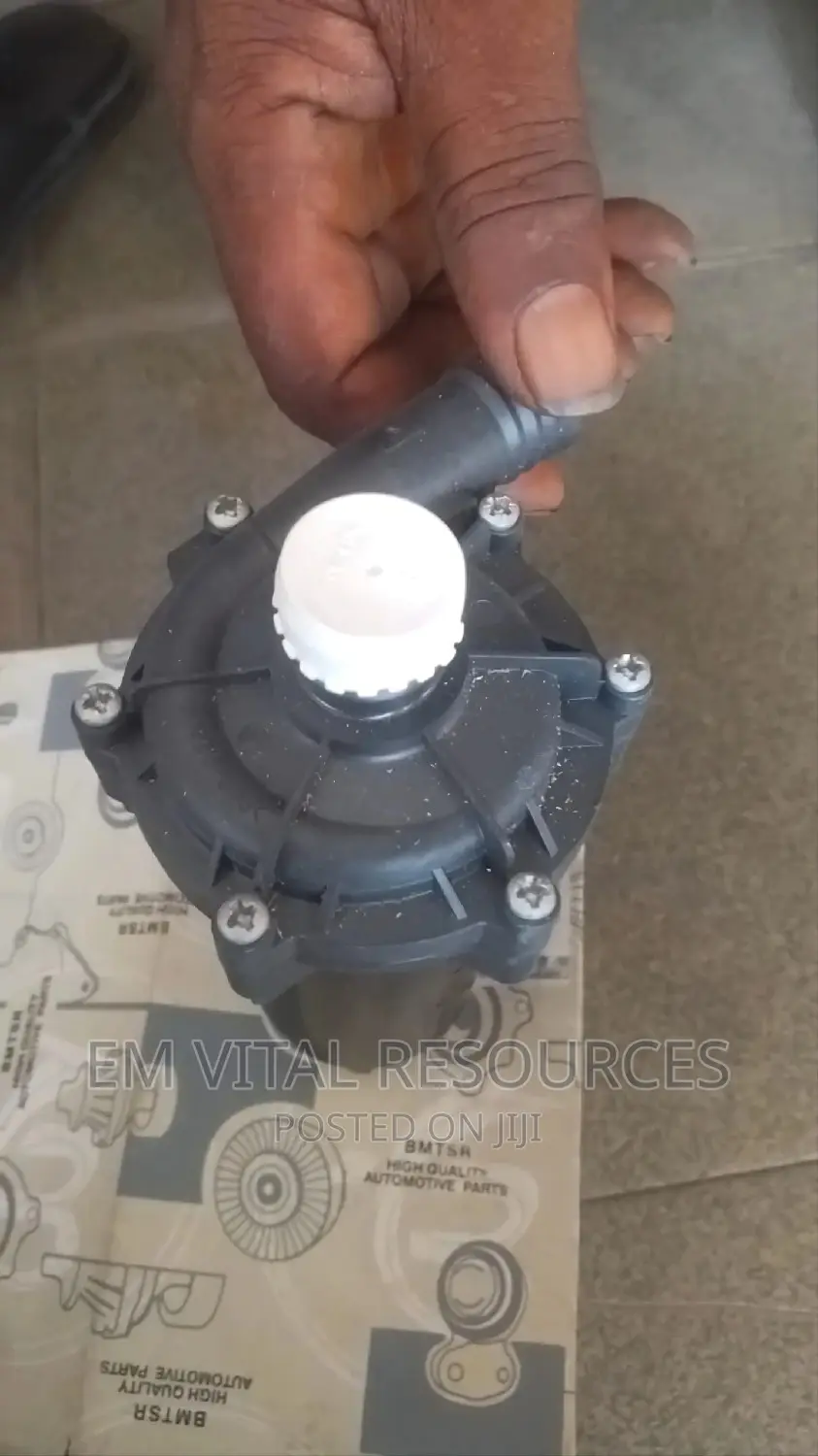 Mercedes Auxiliary Water Pump