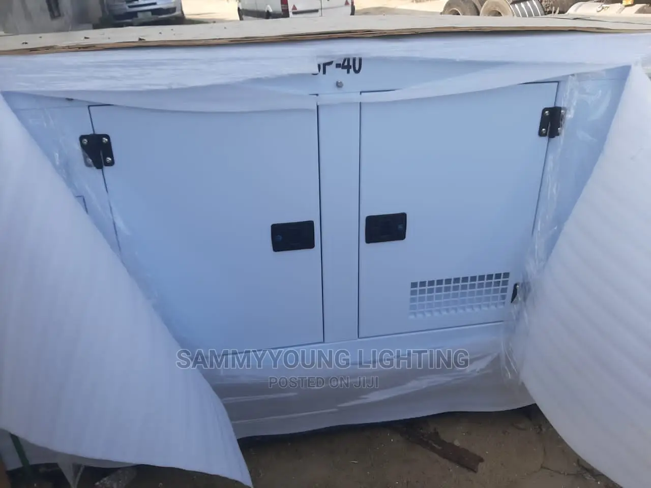 Perkins England Soundproof Generator 40kva