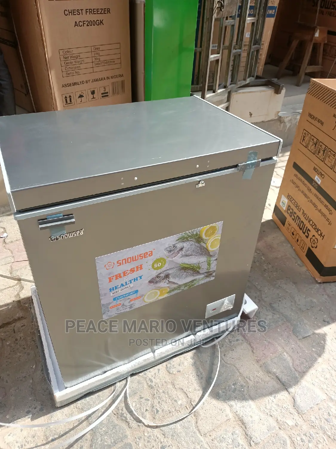 Snowsea Deep Freezer 150L With Transparent Glass and Waranty