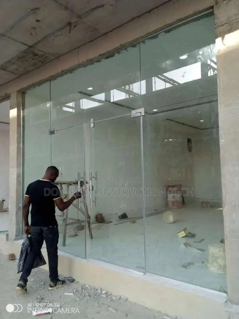 Frameless Glass Doors