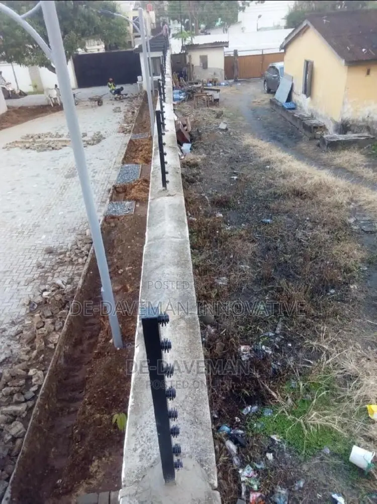 Electric Fence in Ikoyi