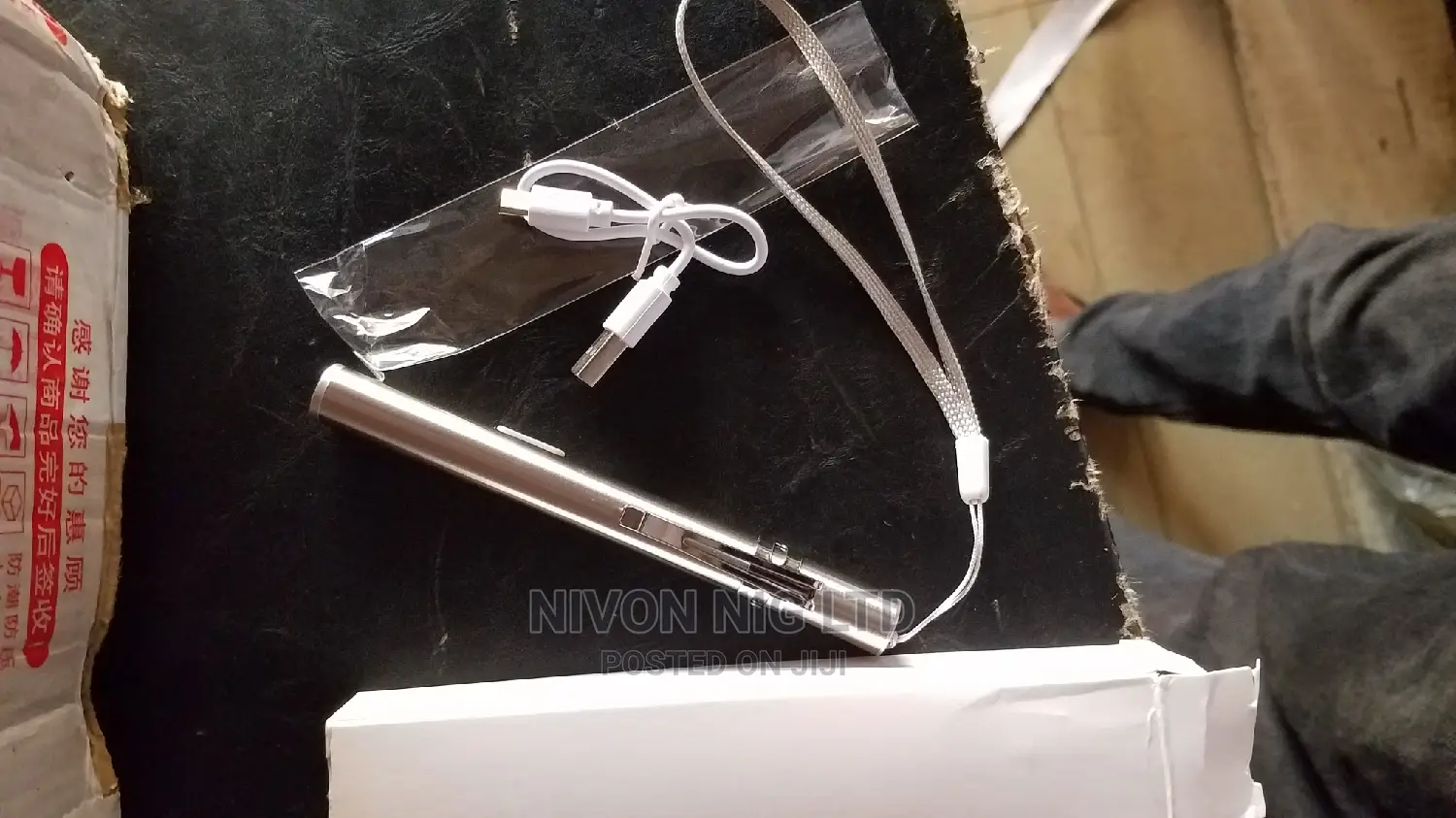 Recharge Pen Light