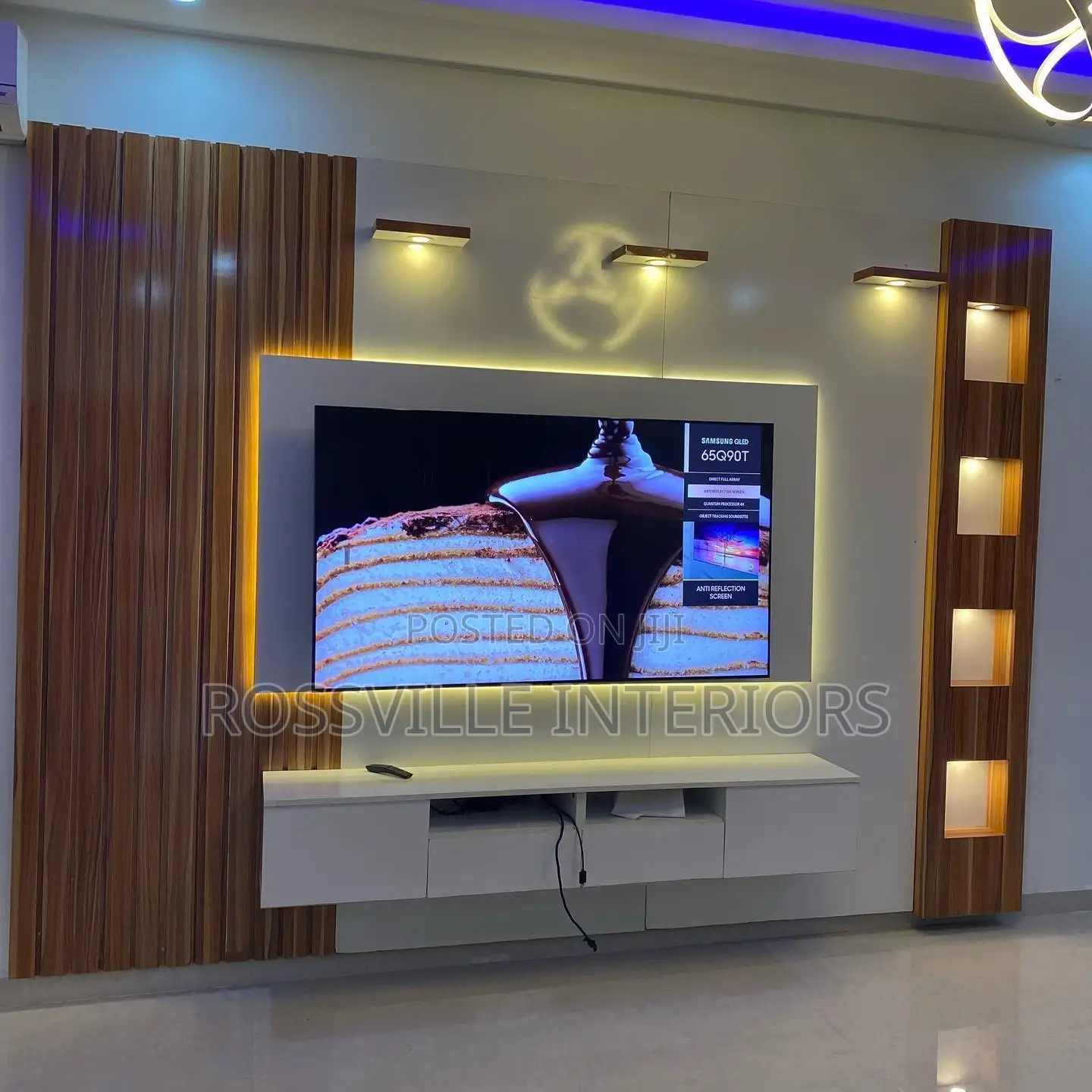 Tv Console/ Tv Stand
