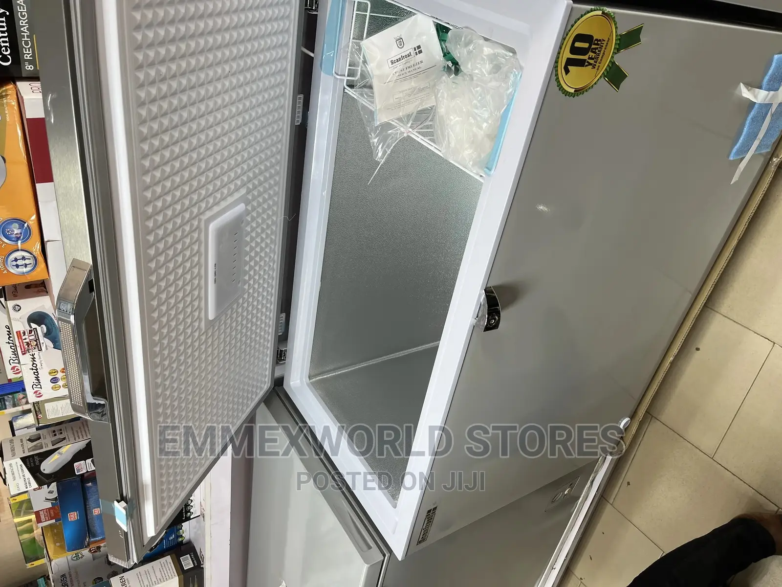 Scanfrost Inverter Chest Freezer SFL 300
