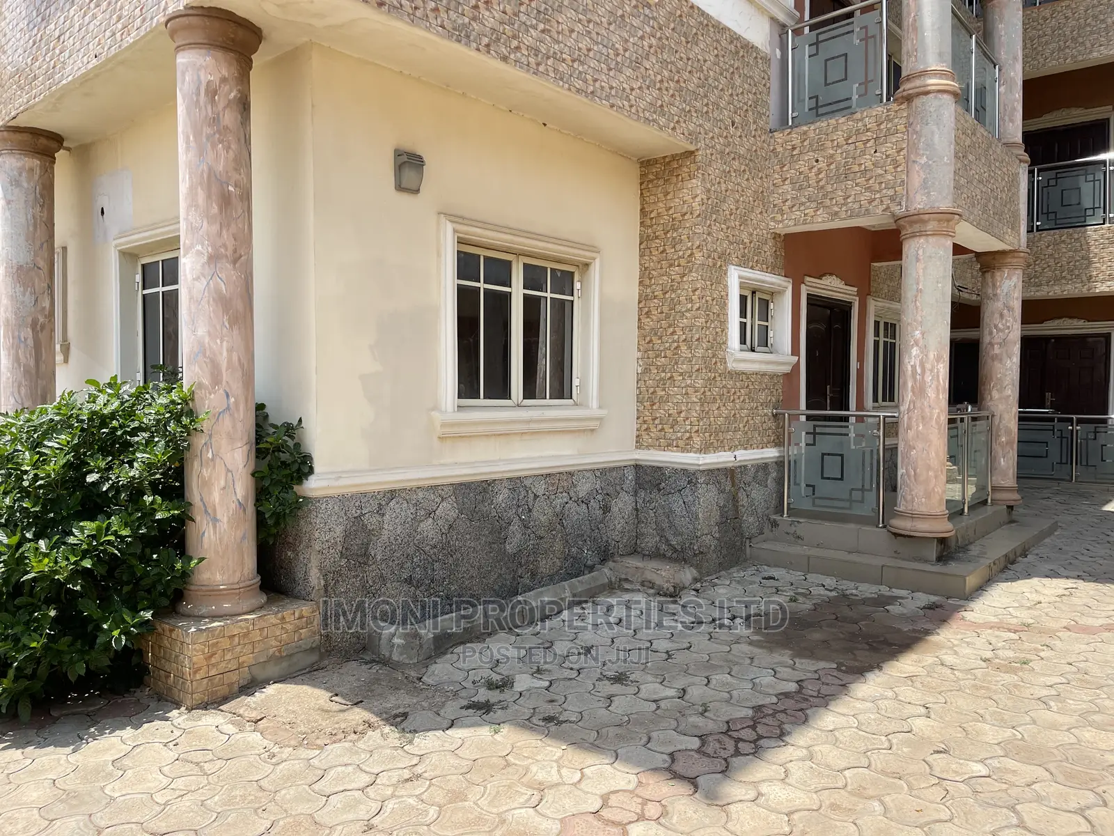 3bdrm Block of Flats in Arab Road, Kubwa for rent