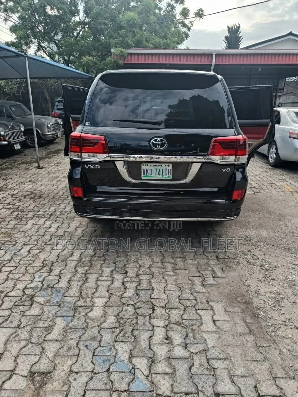 Bullet Proof Land Cruiser for Rent