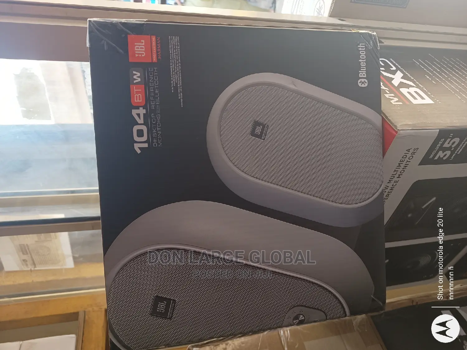JBL 104bt Desktop Monitor
