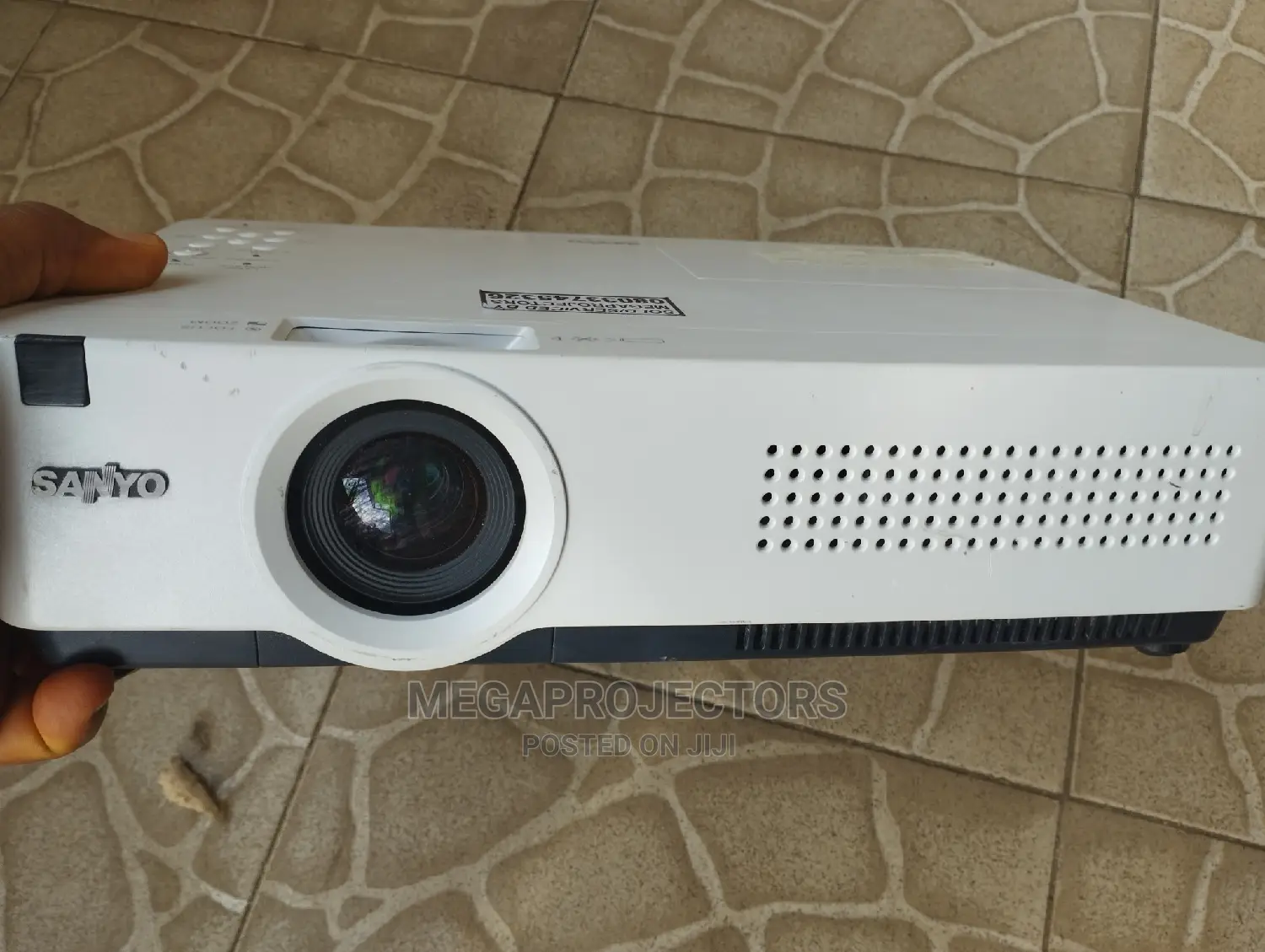 Sanyo Projector 3500 Lumens