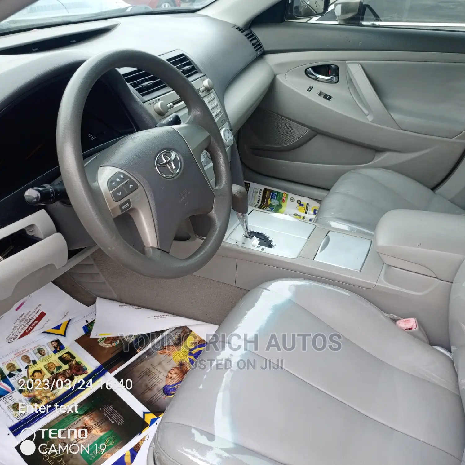 Toyota Camry 2010 Gray
