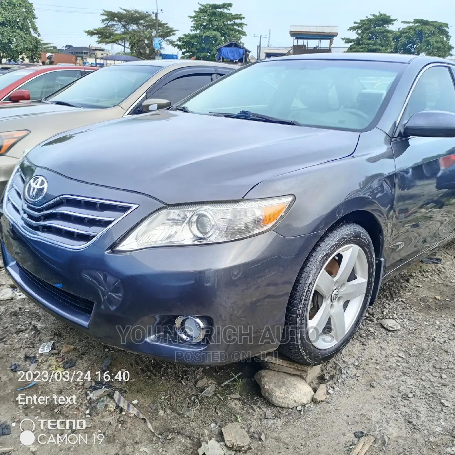 Toyota Camry 2010 Gray