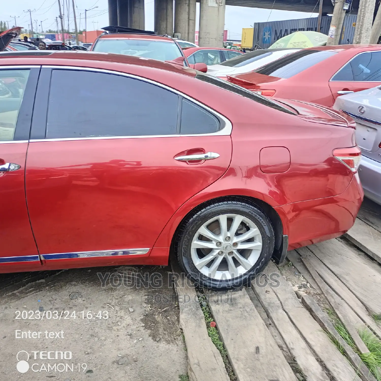 Lexus ES 350 2010 Red