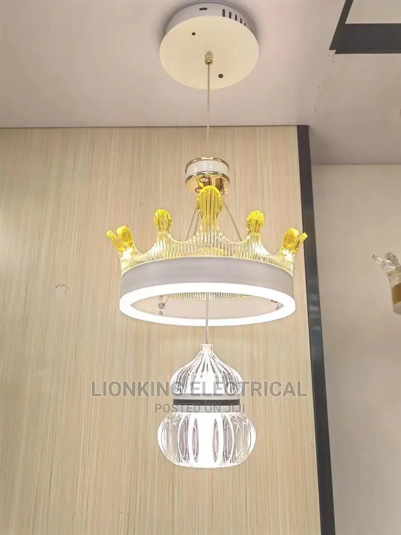 Luxury Ceiling Mounted Crown Dropping Light.