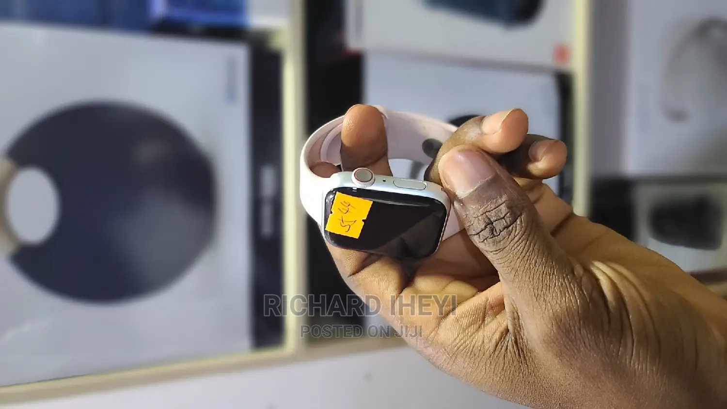 UK Used 44mm Apple Iwatch Series 5