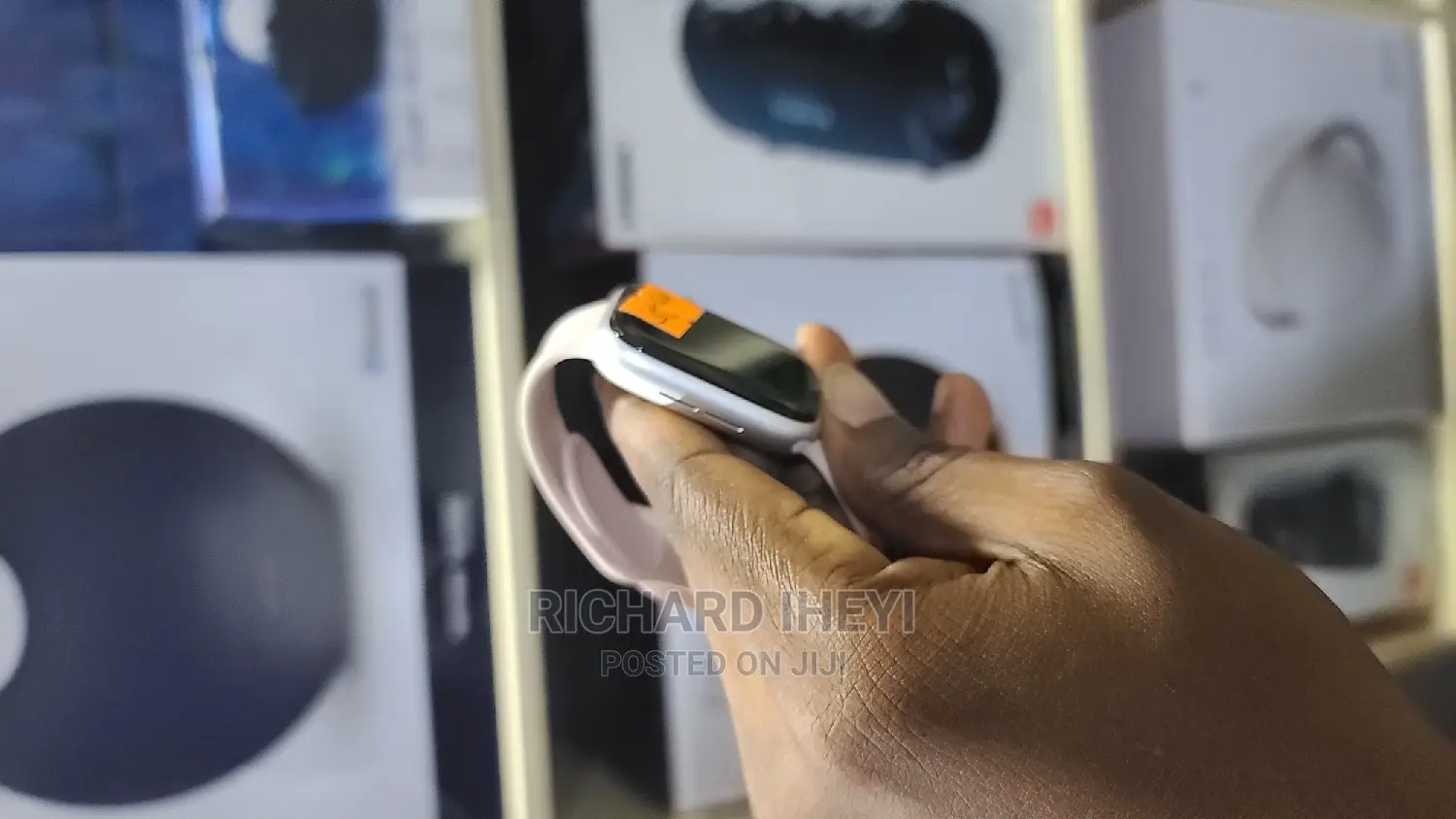 UK Used 44mm Apple Iwatch Series 5