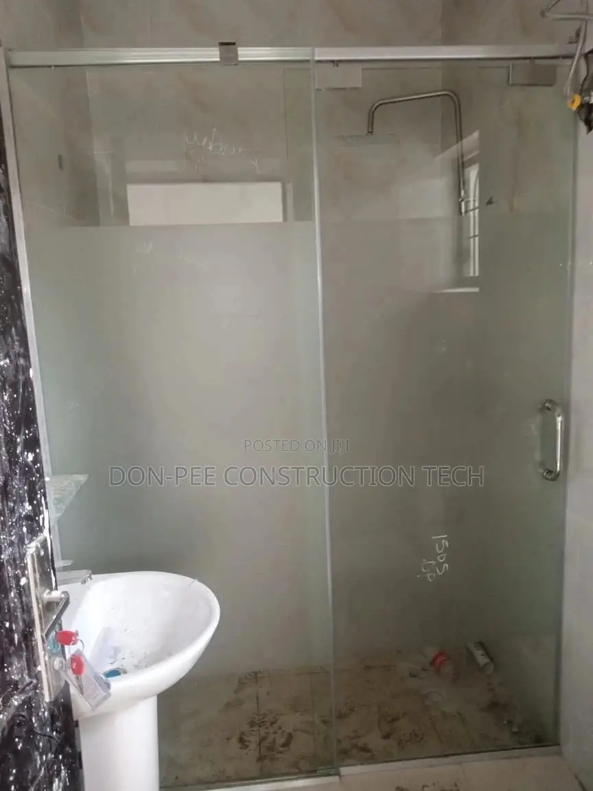 Sliding Shower Cubicle