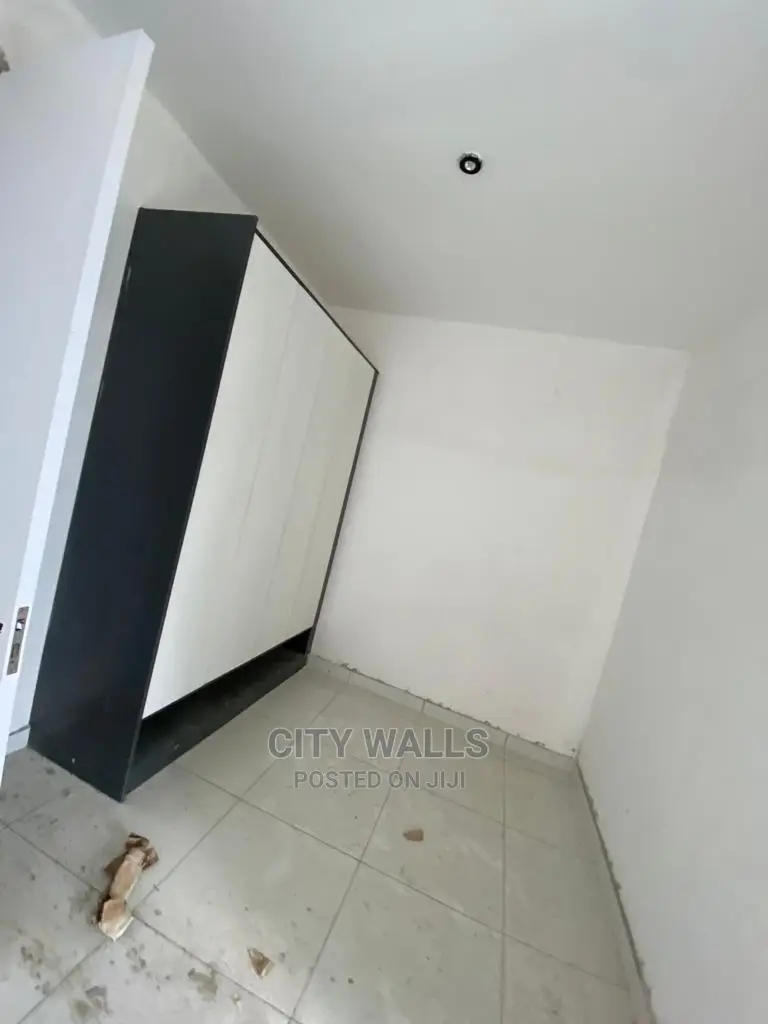 3bdrm Maisonette in Lekki Phase 1 for Rent