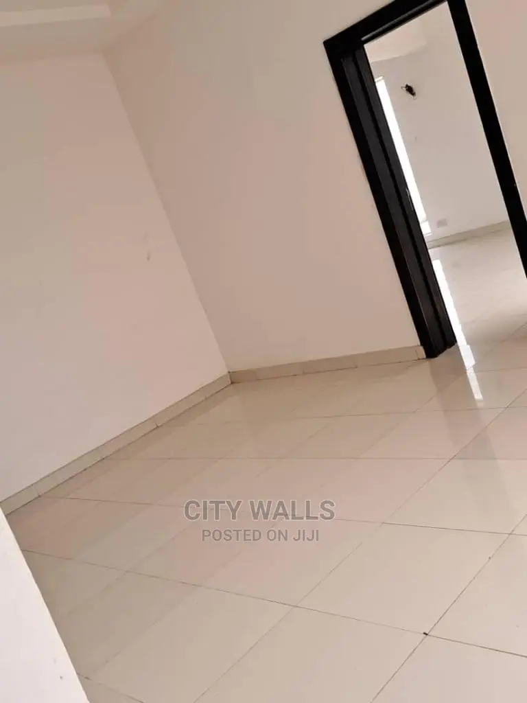 3bdrm Block of Flats in Victoria Island Extension for rent