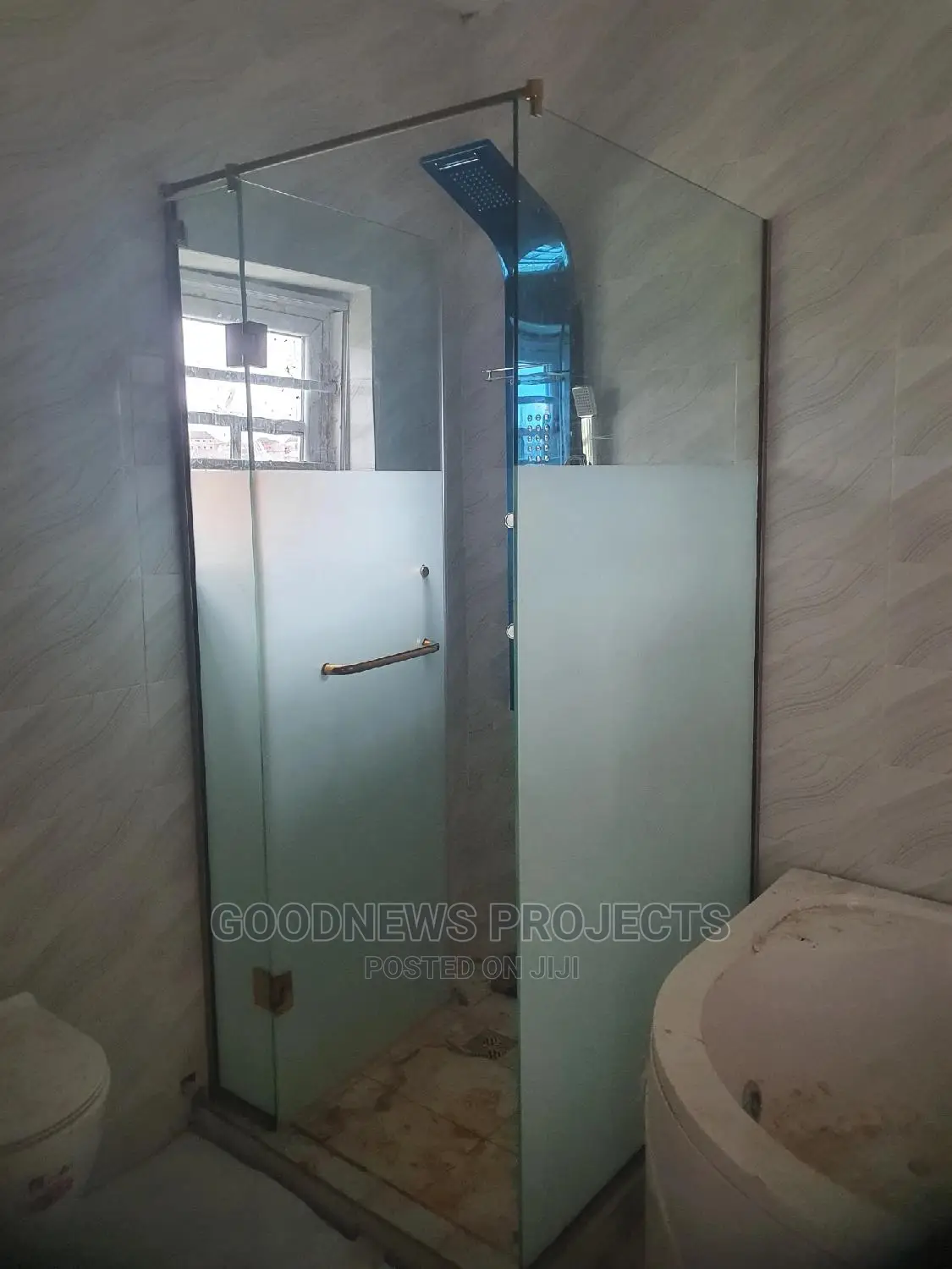 Gold Accessories Glass Cubicle