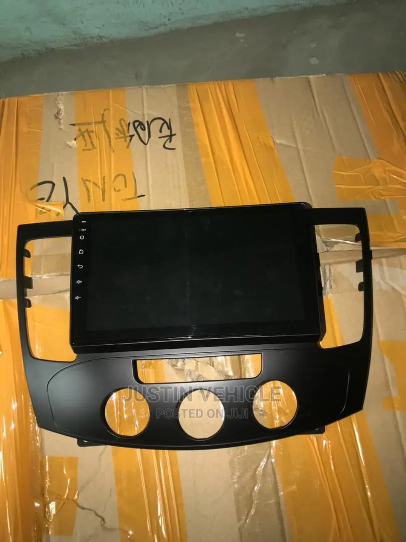 Hyundai Sonata 08-010 Android Player With Reverse Camera