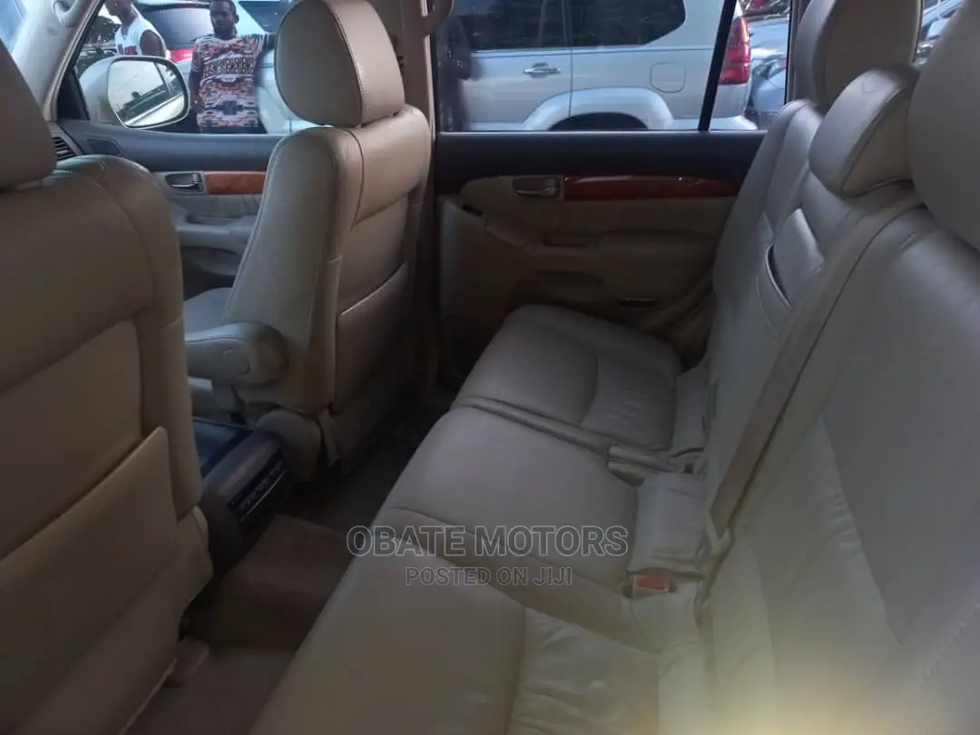 Lexus GX 470 Sport Utility 2007 Gold