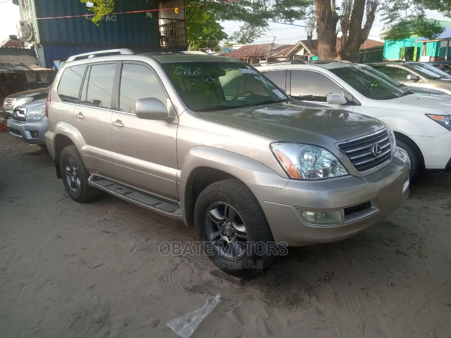 Lexus GX 470 Sport Utility 2007 Gold