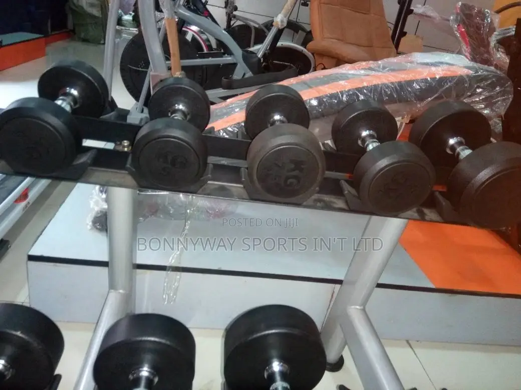 Commercial Black Dumbells Of Diffrent Kg Set