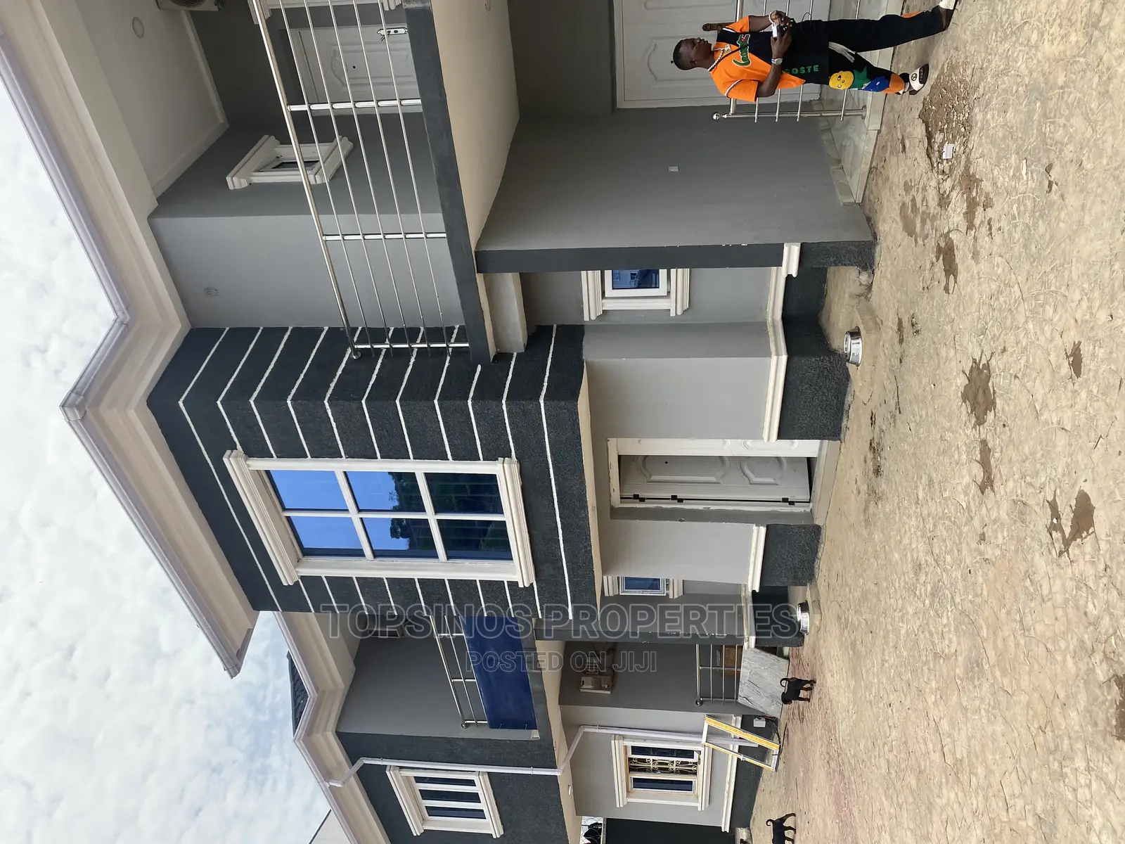 2bdrm Block of Flats in Dawaki for rent