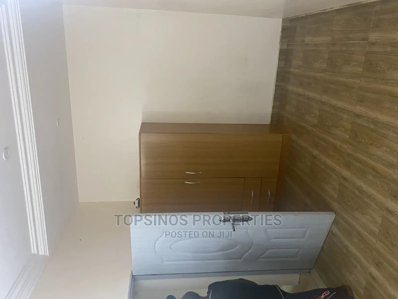 2bdrm Block of Flats in Dawaki for rent