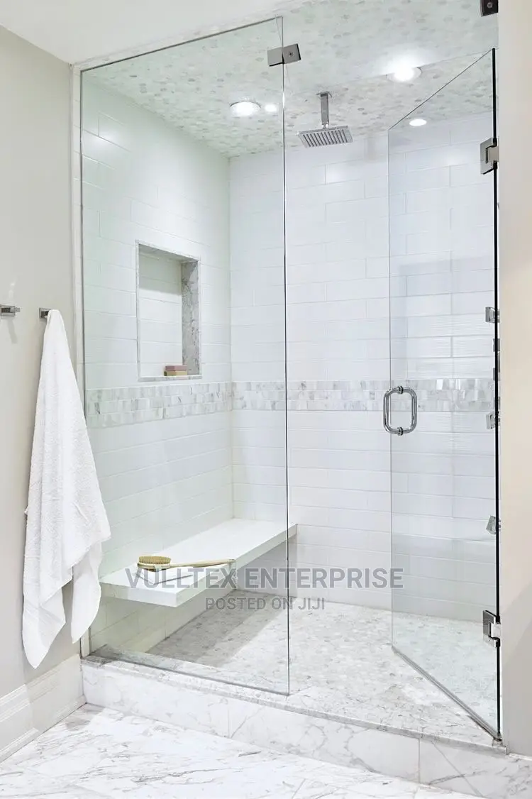 Shower Cubicle 10mm Glass Thickness